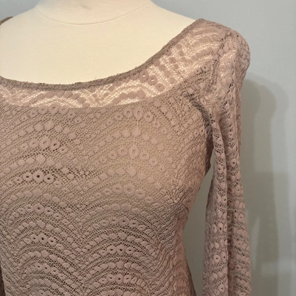 Muse Tan Taupe Lace 3/4 Sleeve Scoop Neck Lined Dress (Women's 4) - Picture 3 of 9
